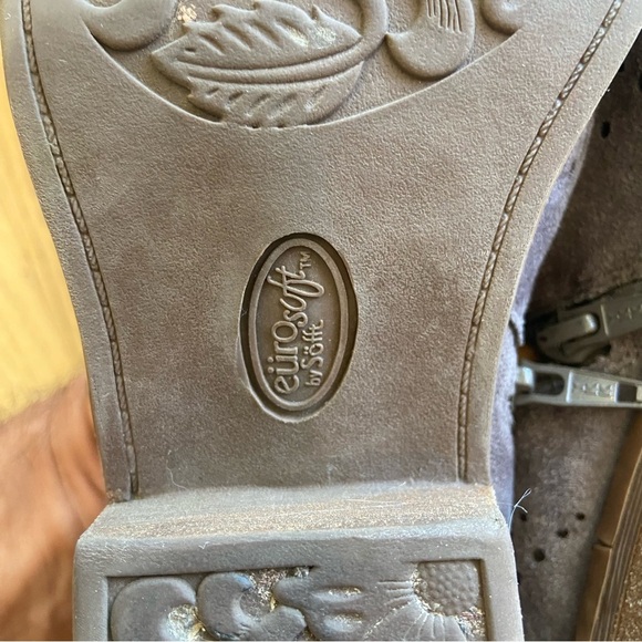 Women's sofft Gray Suede Ankle Boots size 9 - Picture 12 of 13